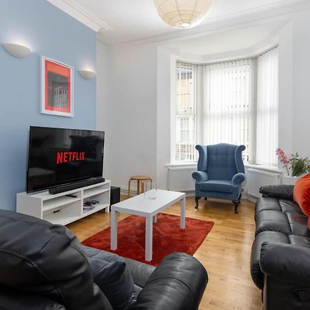 Air Host & Stay - Rockfield House - Sleeps 8 Liverpool Buitenkant foto