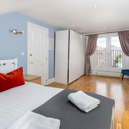Air Host & Stay - Rockfield House - Sleeps 8 Liverpool Buitenkant foto