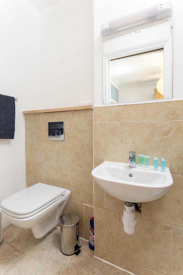 Air Host & Stay - Rockfield House - Sleeps 8 Liverpool Buitenkant foto