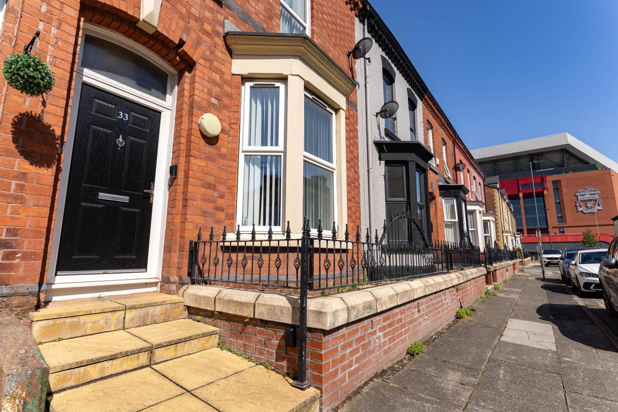 Air Host & Stay - Rockfield House - Sleeps 8 Liverpool Buitenkant foto